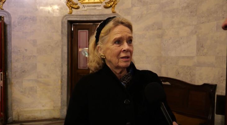 Kvinne i intervjusetting