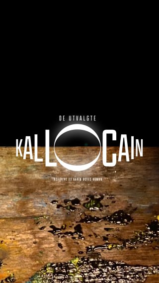 Noe som kan minne om en brun jordskorpe med dråper på mot svart himmel, med tekst De Utvalgte Kallocain inspirert av Karin Boyes roman