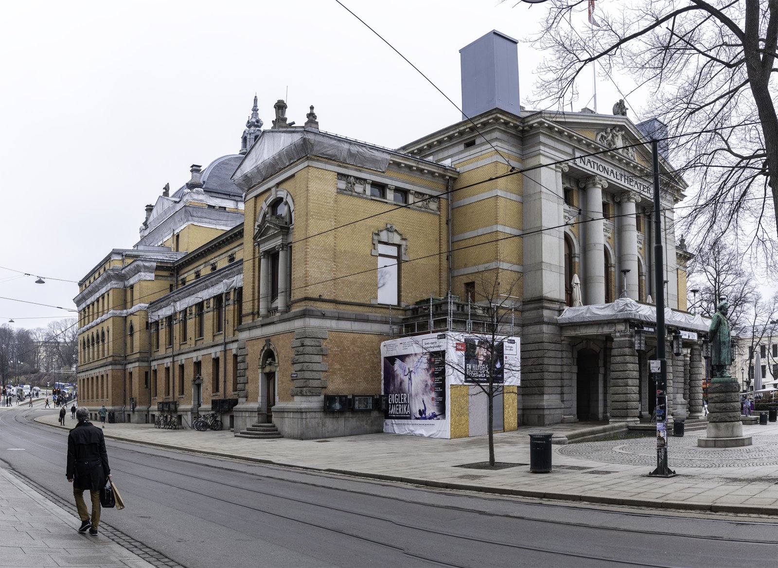 Nationaltheatret med bygningssikring